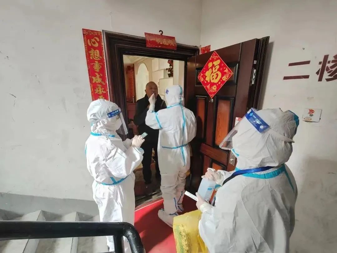 聞令而動(dòng)保民生 “疫”不容辭赴前線(xiàn)